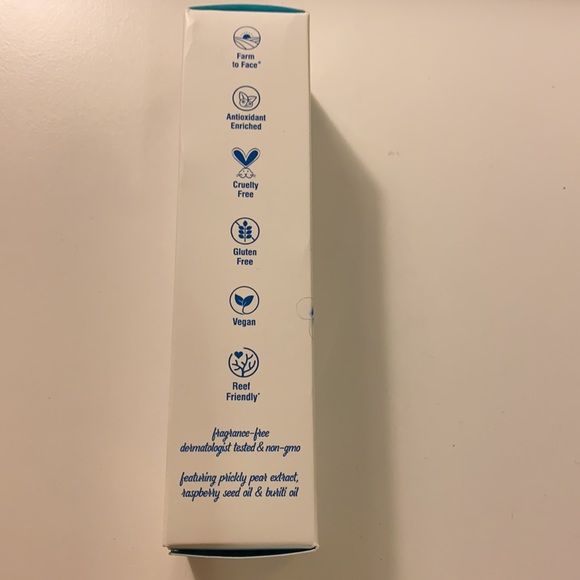 Coola Organic Mineral Face Sunscreen SPF 30 - Picture 7 of 8